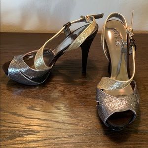 Guess Platform Pumps